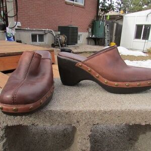 Vintage Connie Leather Bohemian Clogs